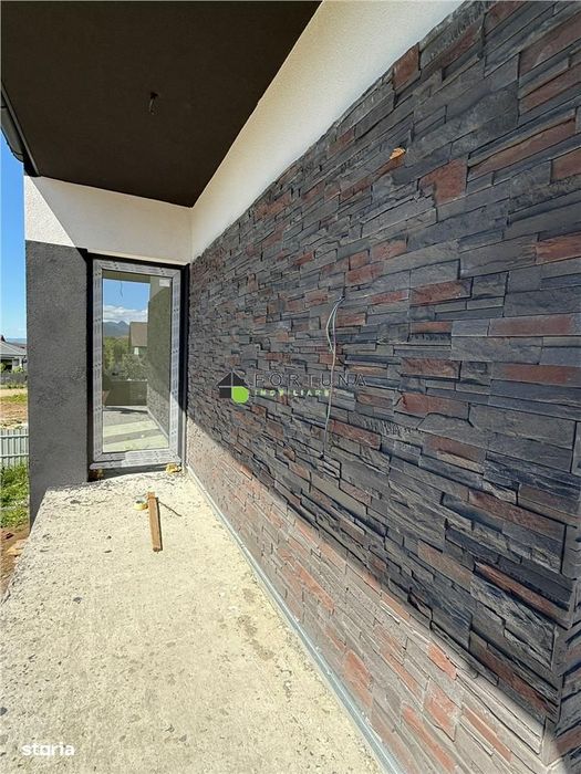 Casa 4 camere Tarlungeni  - Izvor 200000 E