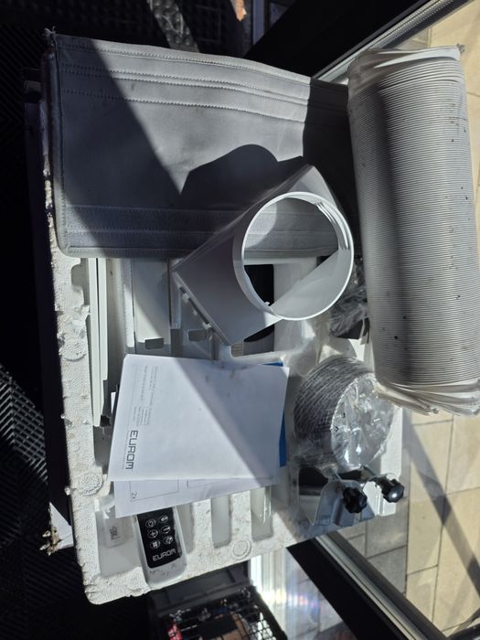 Aparat clima autorulaota,container