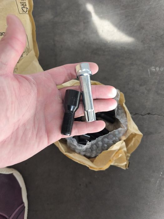 Set 20 prezoane m14x1.5 conice "tuner bolts" pentru jante aftermarket