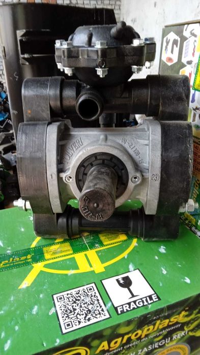 насос опрыскиватель насос