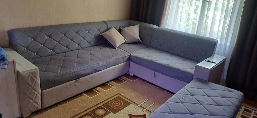 Срочно продаётся Мягкий уголок 2.80/ 2.30