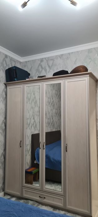 Шкаф в отличном состоянии