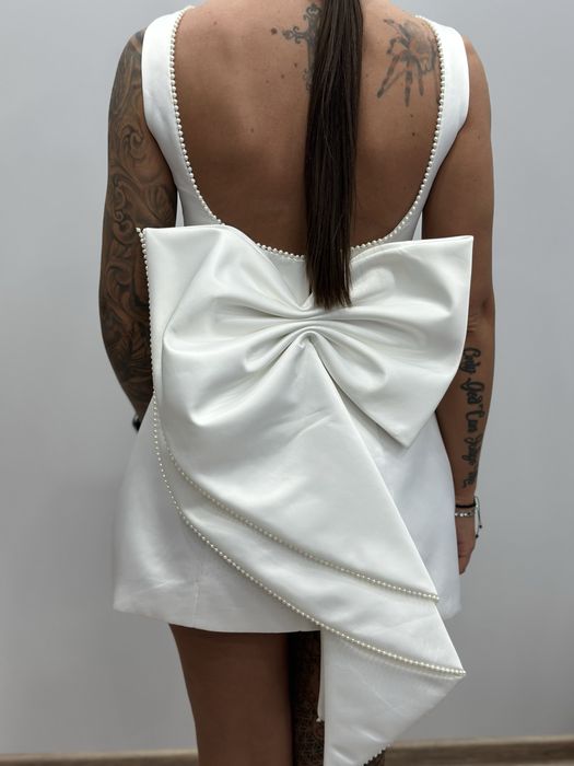 Дамска стилна рокля