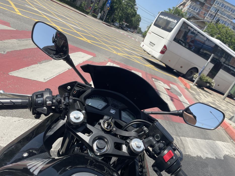 Vand/Schimb HONDA CBR 650F