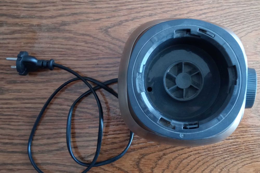 НАМАЛЕНИЕ! Блендер Phillips ProBlend 6- Основна част