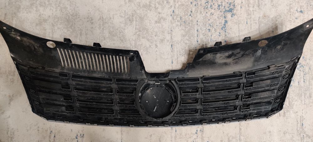 Решетка радиатора Passat CC