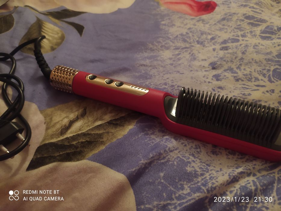 Продам расчёску для выпрямления волос