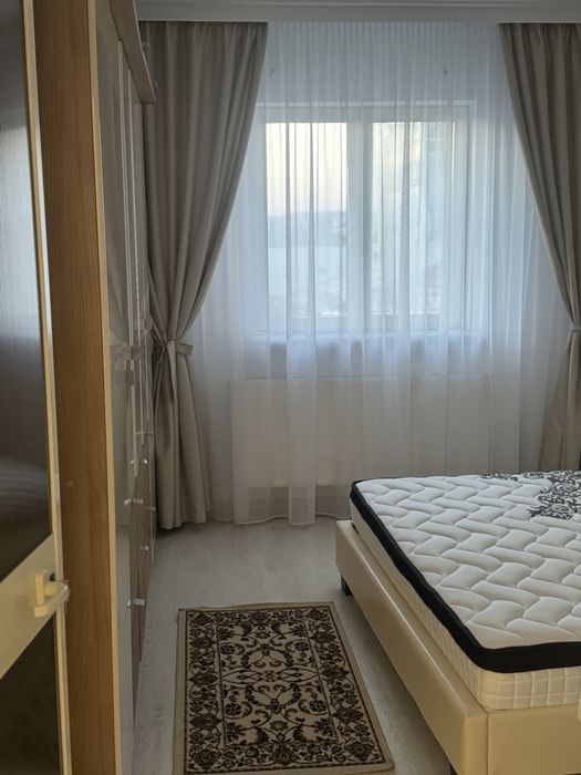 Apartament 3 camere central de inchiriat disponibil incepand cu data de 1 septembrie