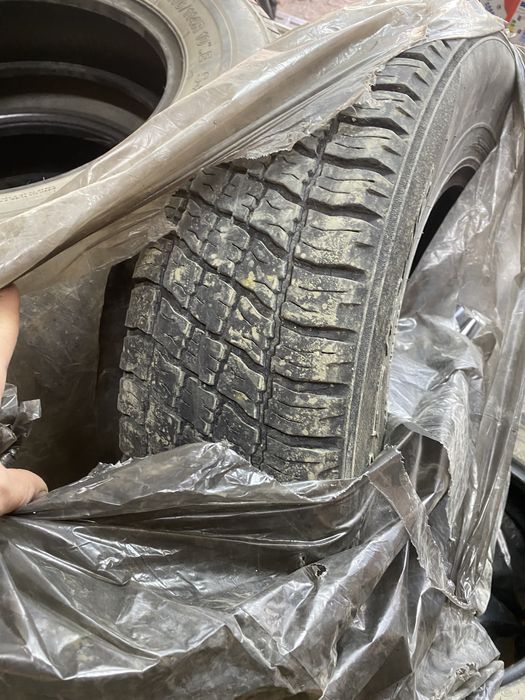 шины на 225/75/16 2шт