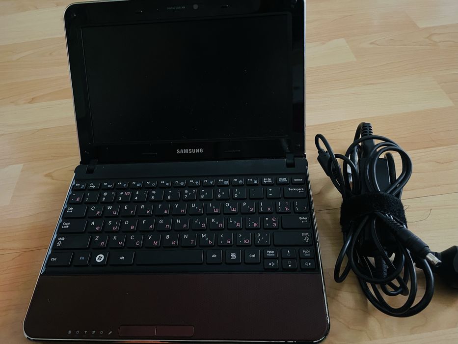 Лаптоп Samsung Notebook