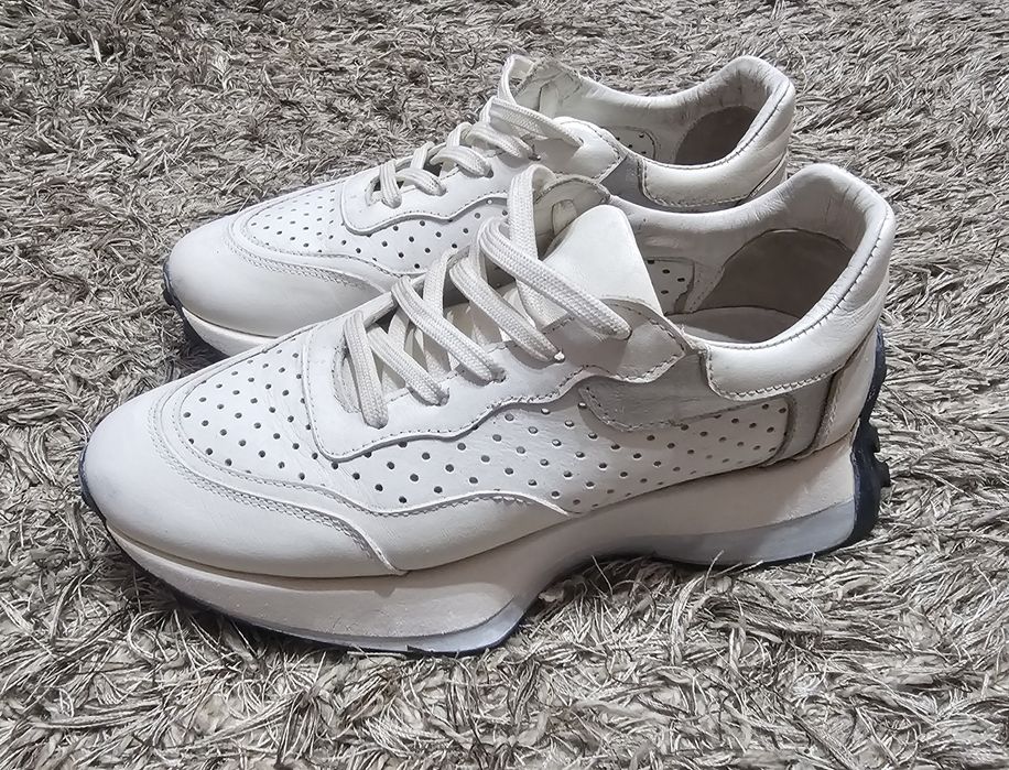 Женские кожаные кроссовки пр-во Турция