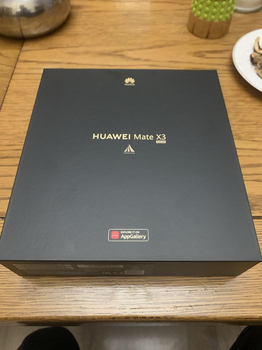 Продам Huawei Mate X3