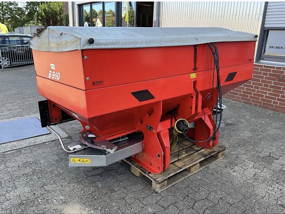 Masina imprastiat imgrasaminte RAUCH  ALPHA