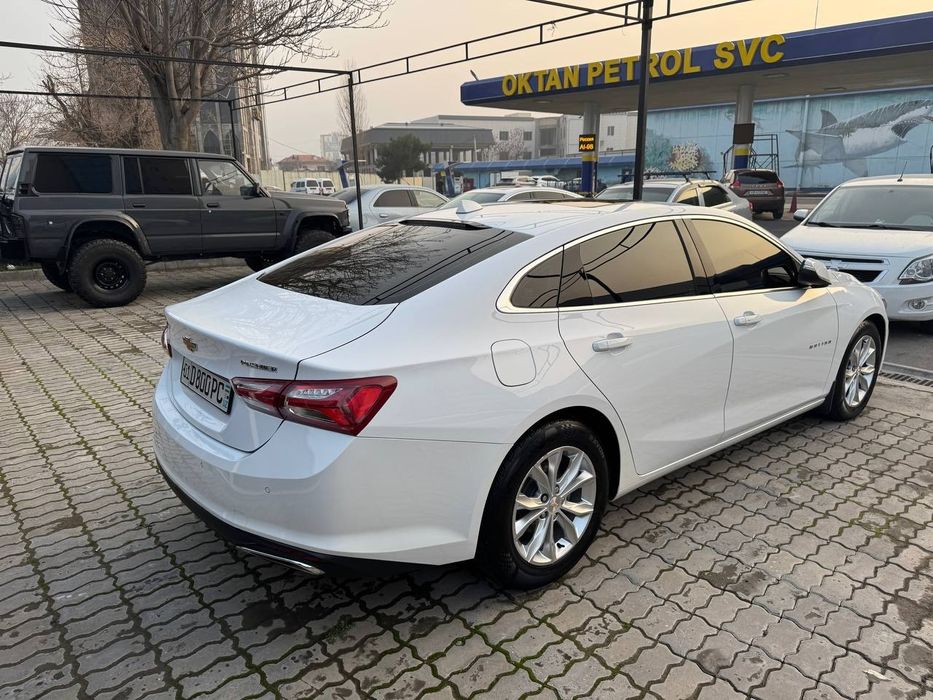 Продаётся Малибу премьер в отличном состоянии