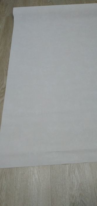 Продам обой в подарок клей