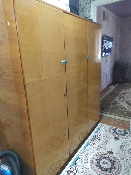 Сервант шкаф бесплатно