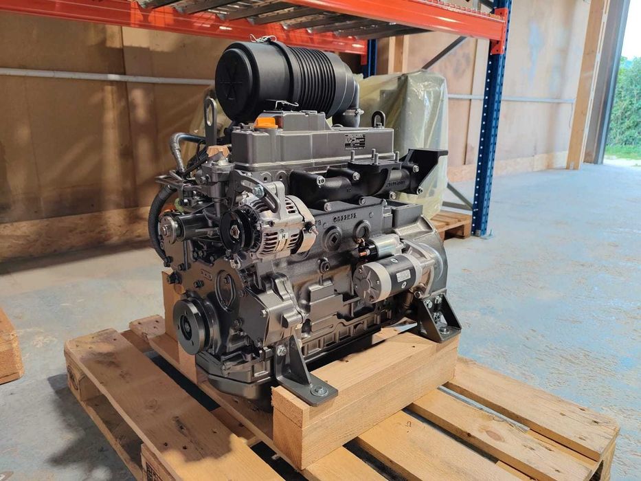 vand motor nou Yanmar 4TNV88