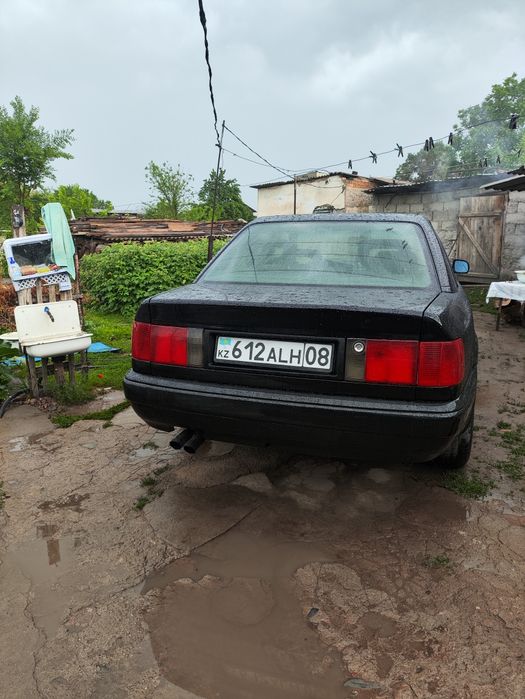 Ауди 100 С4 2.8...