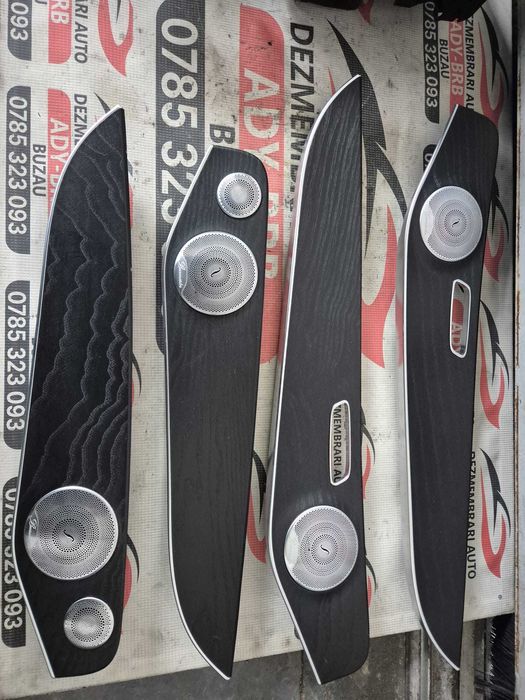 Consola centrala/trim usa Mercedes C-Class W205