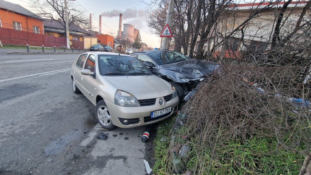 RENAULT Symbol 2008 — imagine 4