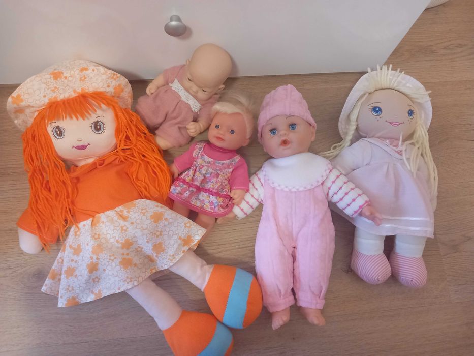 5 броя кукли за госпожица