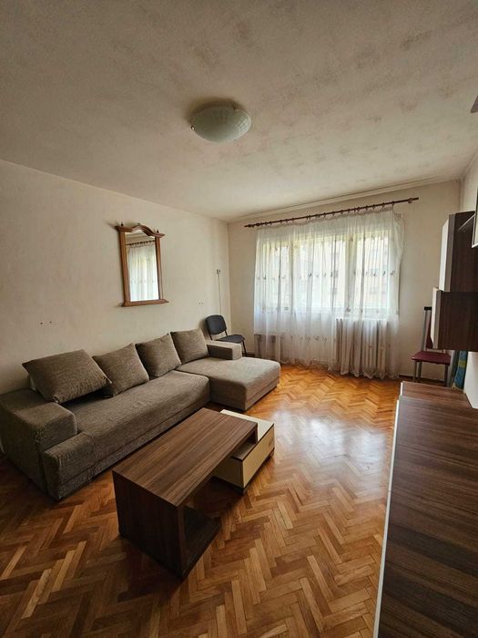 Inchiriez apartament cu 3 camere Cluj Napoca