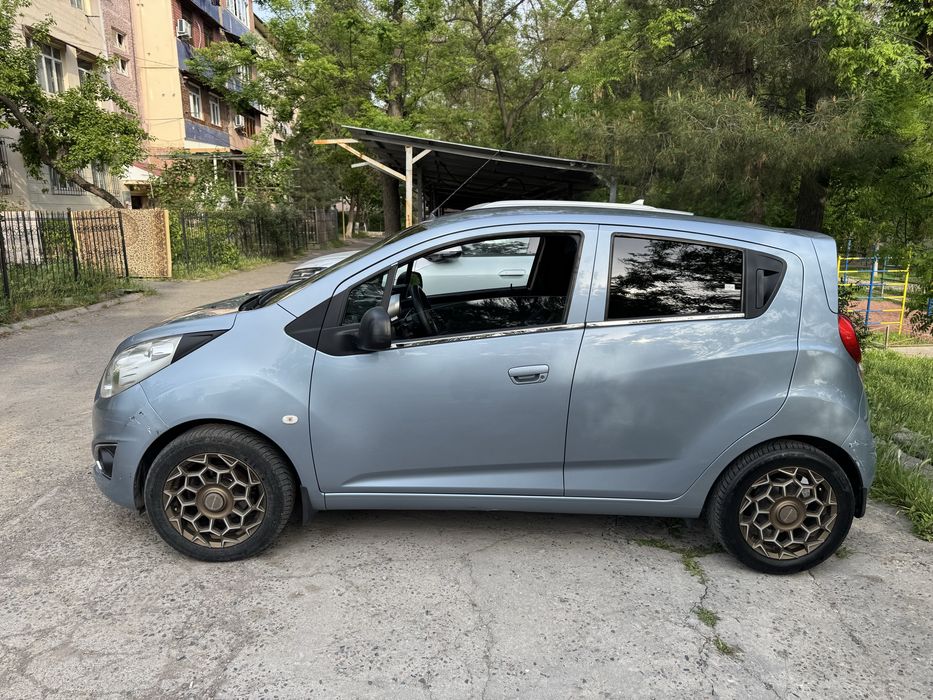 Срочно Spark sotiladi 2017 Delfin