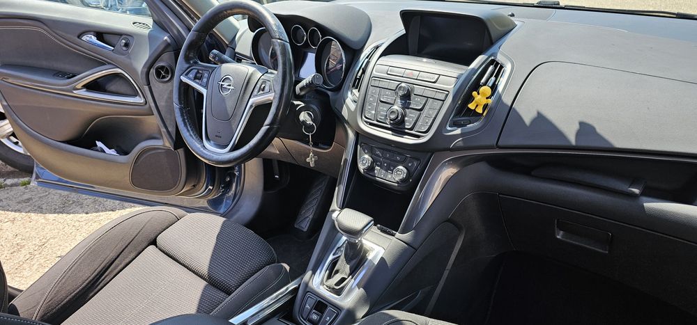 Opel Zafira Tourer
