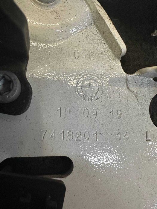 Balamale capse capotă BMW X6 G06