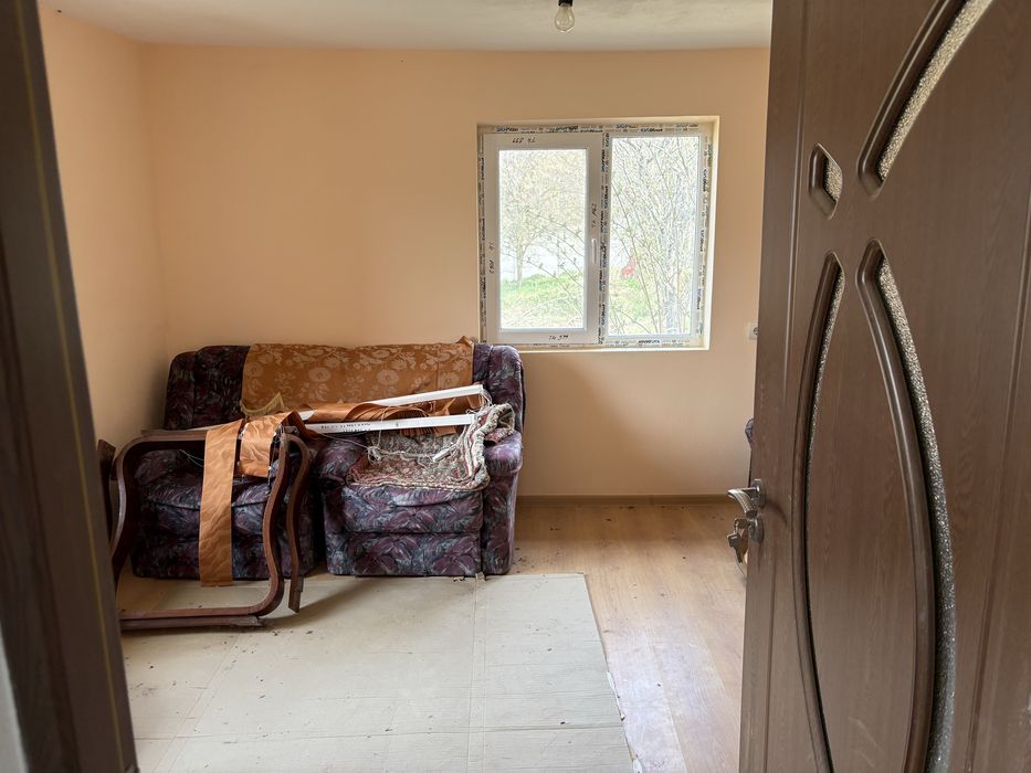 Vand casa noua sat greci