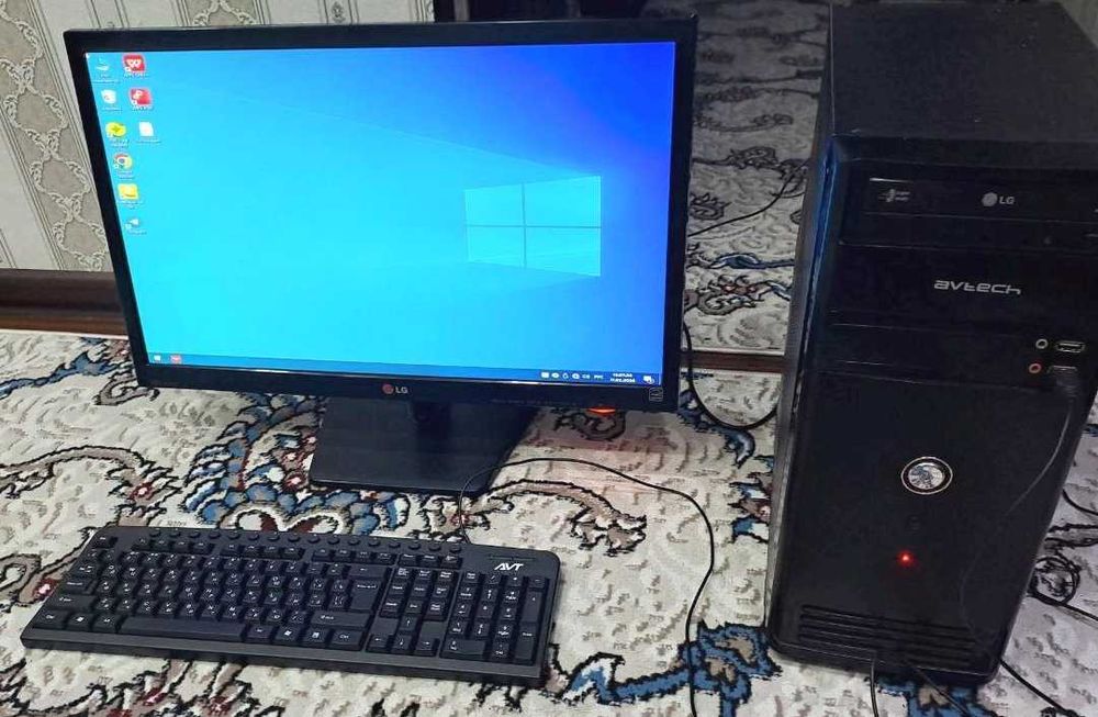 Компьютер LG Монитор 24 LG Сore i3 Озу 4  .SSD 128