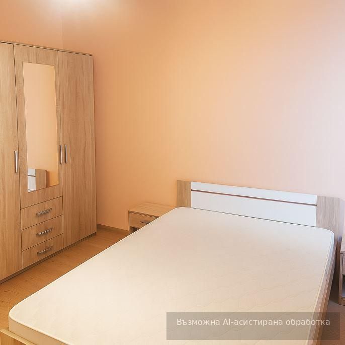 Тристаен апартамент в района на Левски!