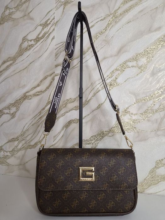 Gentuntute elegante