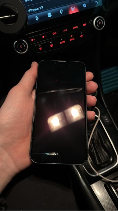 Продам Iphone 14 128gb