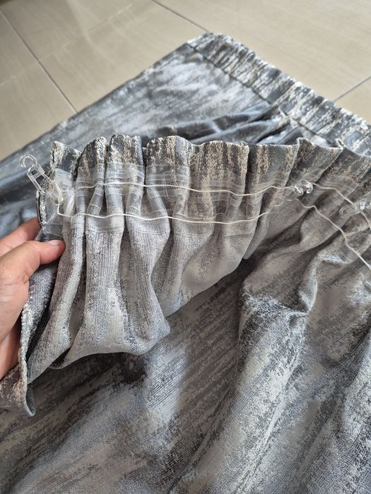 Draperii in stare foarte buna pentru living/dormitor - set 6 bucati