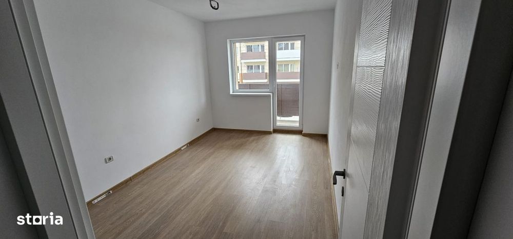 Apartament 3 camere 72 mp  Sanpetru Subcetate City