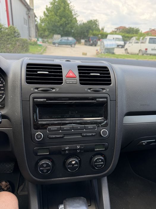 Volkswagen Golf V 1.9TDI 105 DSG