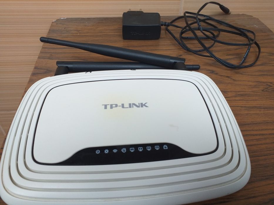 Router tp-link TL-WR841ND
