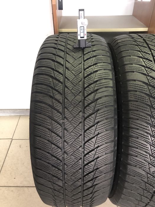255 55 20 Bridgestone de iarna