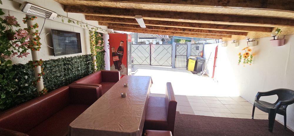 Cazare Casa de  inchiriat 8  9 persoane central cernavoda 6 camere   30 ron de persoana