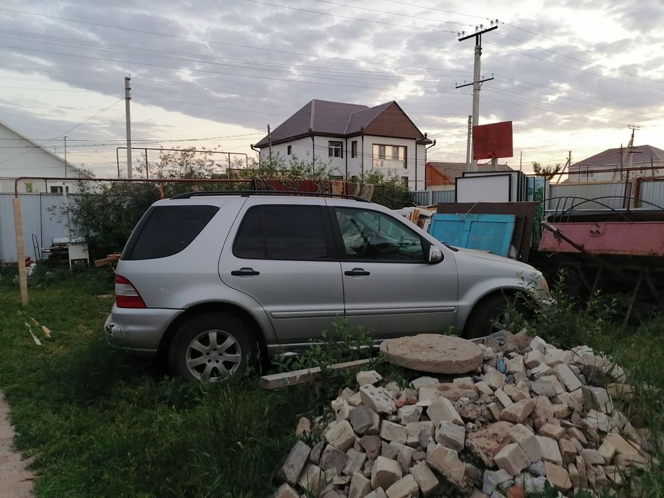 Продам мерседес ml320