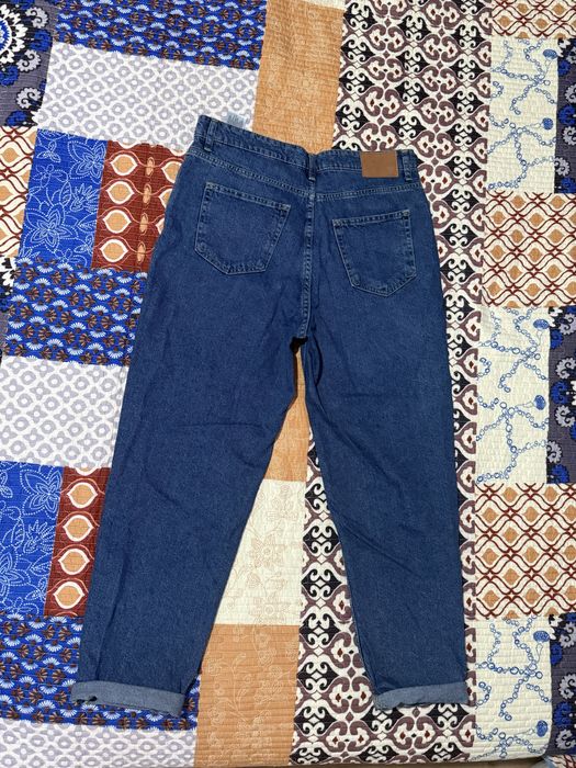 Продам мужские джинсы