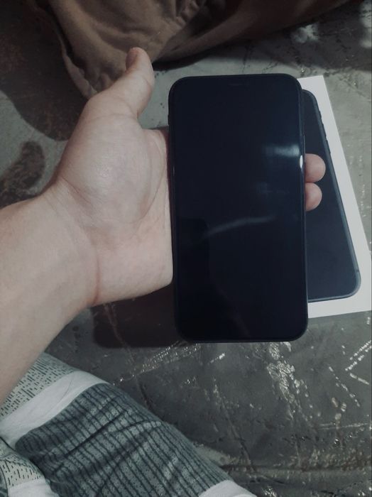 Iphone 11 black 128 gb