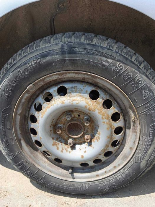 стоманени джанти 15, 5х 110 с гуми и тасове