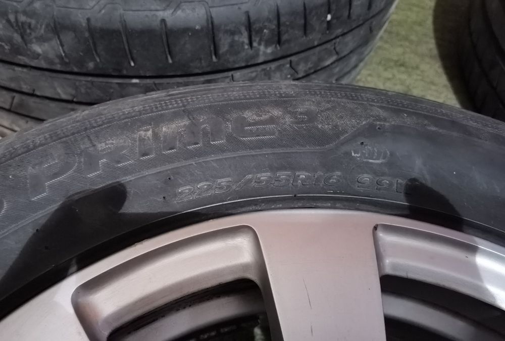 Джанти с гуми и болтове 5x112 16"ET38