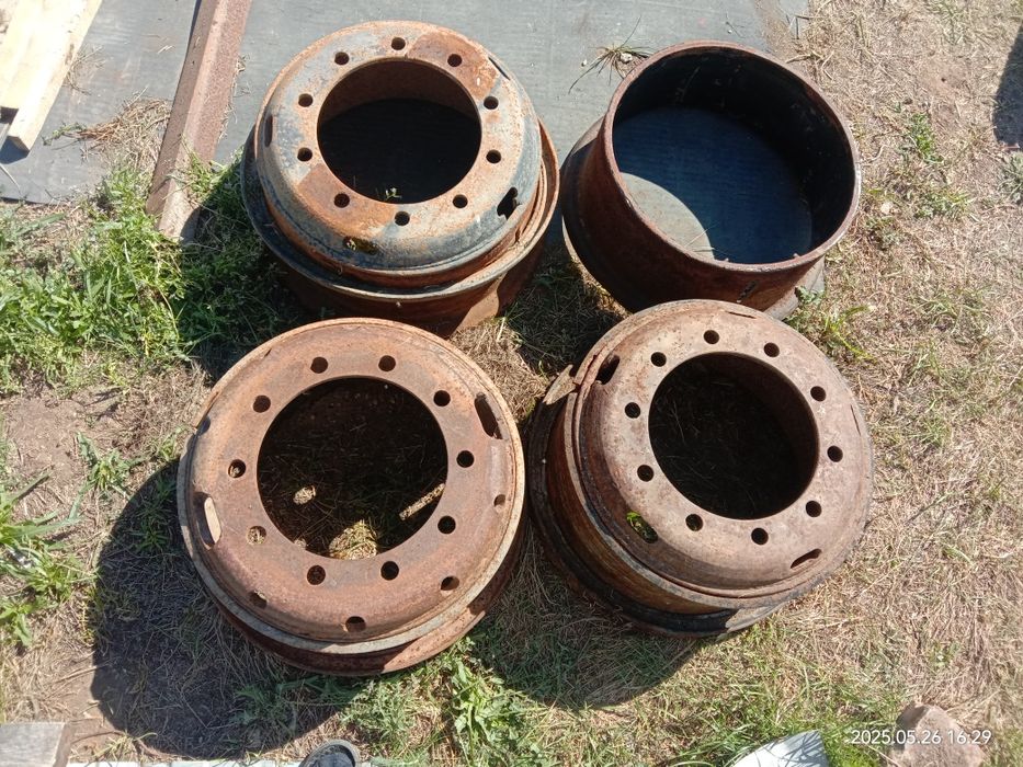 Продам диски в хорошем состоянии