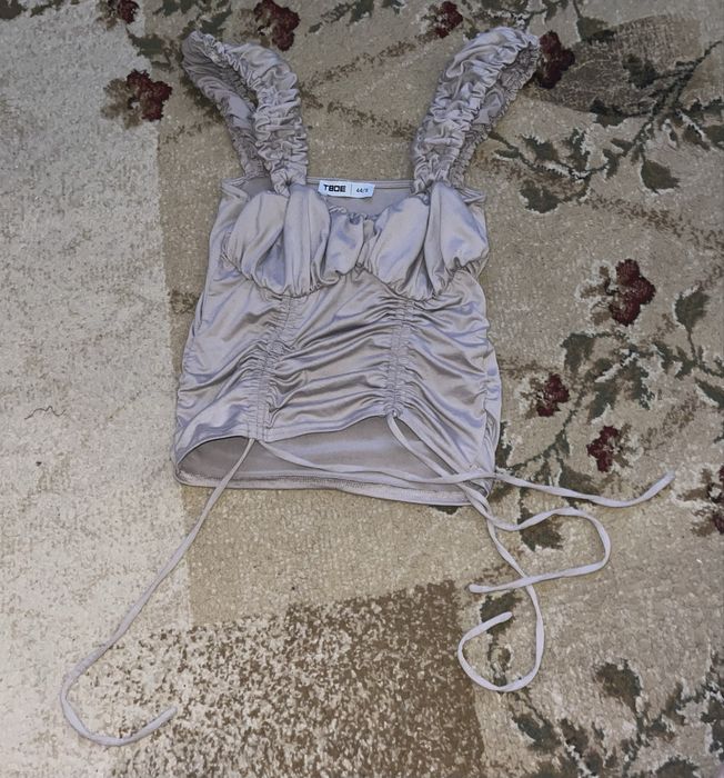 Женская одежда ,