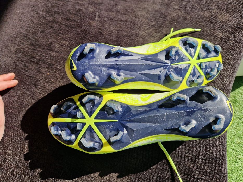 Ghete fotbal Nike număr 43