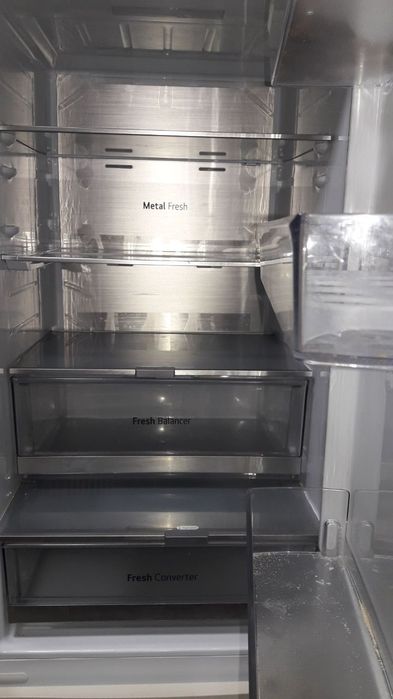 Холадиник LG срочно продается