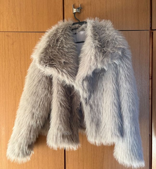 Сиво Пухено палто